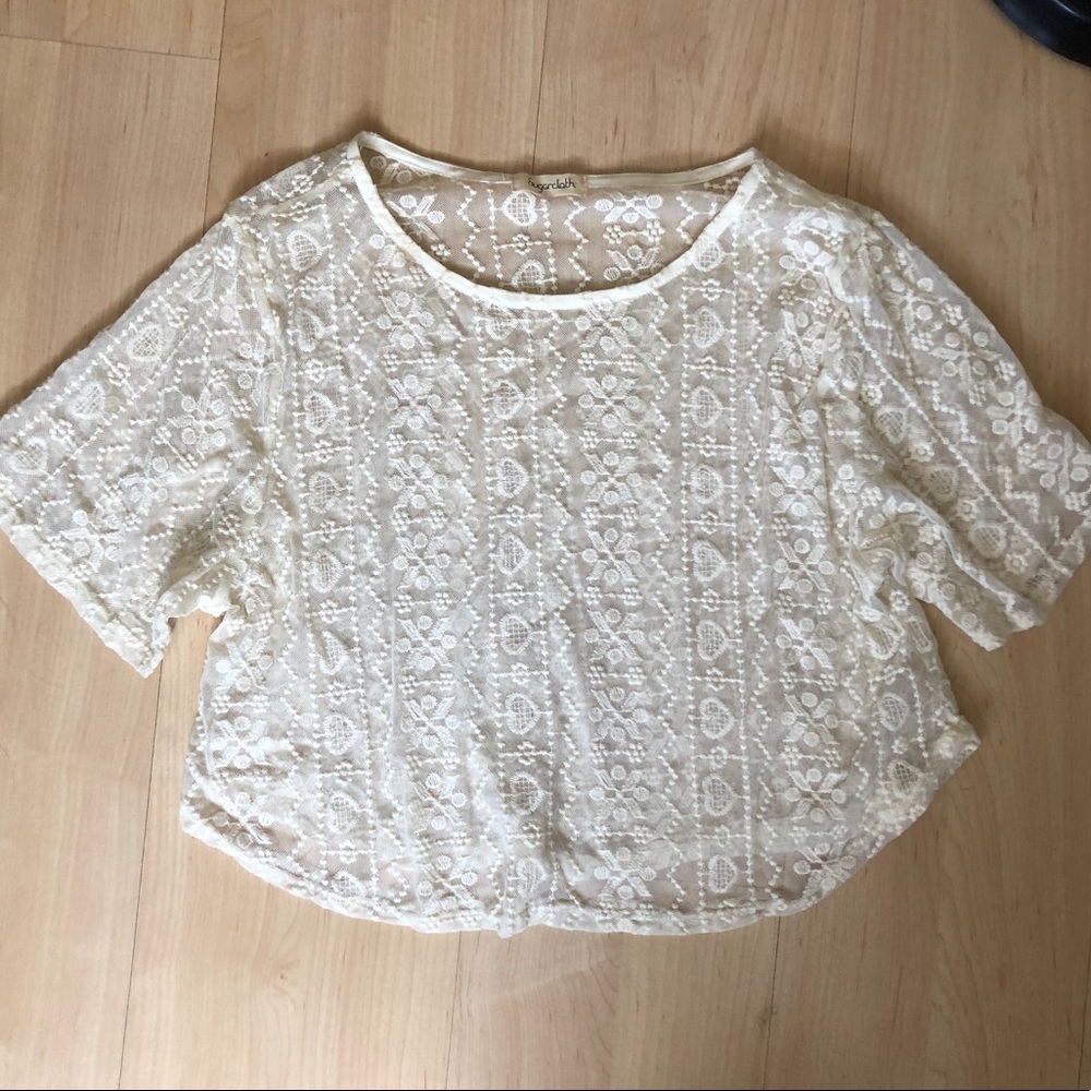 Sugarcloth embroidered lace top